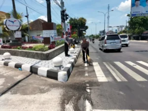 Sopir Bus Semarang Tumpahkan Solar di Boyolali, Polisi Lakukan Pengejaran