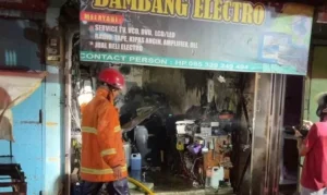 Toko Elektronik Kios Pasar Bunder Sragen Terbakar, Ini Penyebabnya