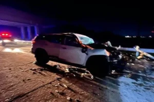 Tragedi di Tol Ngawi-Solo: Kecelakaan Maut Tewaskan 1 Orang, 3 Luka-Luka