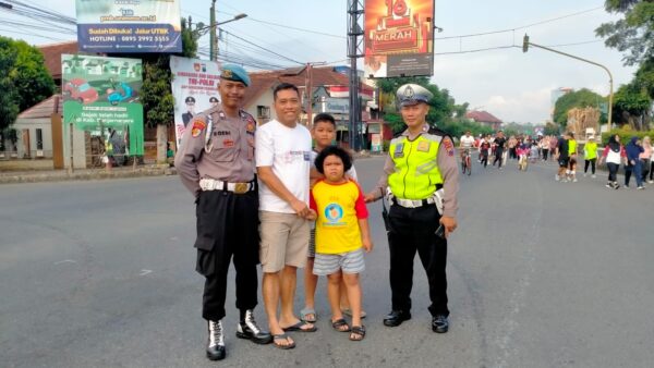 Turunkan Personil, Polres Banjarnegara Amankan Kegiatan Car Free Day