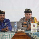 Warga Desa Penyaringan Temui Kapolres Jembrana Dalam Jumat Curhat