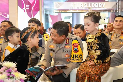 Dekat dengan Anak, Kapolda Jateng Bina Disiplin dan Budaya Menabung