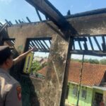 Brebes Diterpa Musibah: Dua Ruangan Ponpes Ludes Terbakar, Diduga Akibat