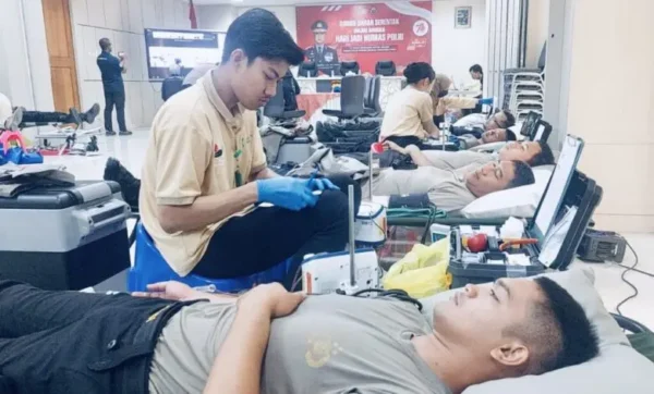 Donor Darah Serentak, Polda Jateng Gelar Bakti Sosial Di Berbagai