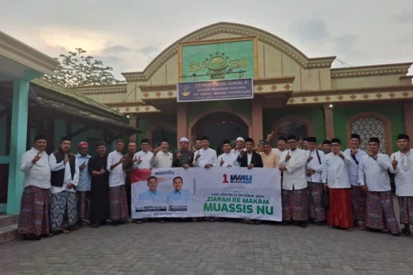 Paslon WALI Napak Tilas dan Ziarah ke Makam Muassis NU Peringati Hari Santri Nasional