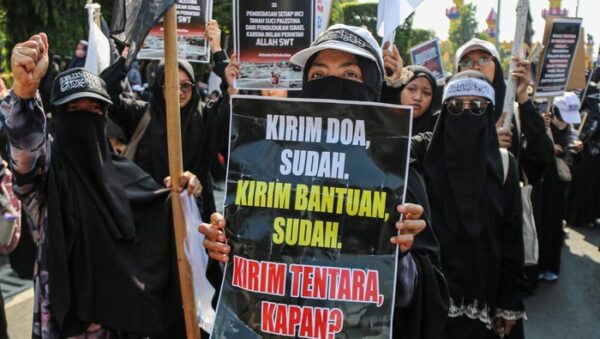 Jalan Pahlawan Semarang Dipenuhi Suara Dukungan Untuk Palestina