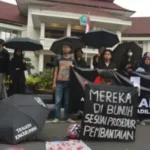 Kamisan Malang, Warga Bersatu Suarakan Keadilan Tragedi Kanjuruhan