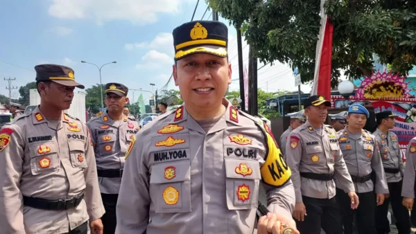 Kapolda dan Wakapolda Jateng Hadiri Upacara Penghormatan Terakhir untuk AKBP Muhammad Yoga