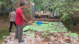 Tragis di Cilacap, Ibu dan Anak Jadi Korban Runtuhnya Tembok Rumah Kosong