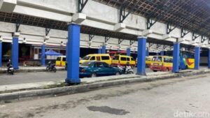 Kejadian Tragis di Terminal Mangkang, Sopir Bus Trans Semarang Wafat