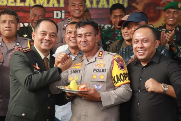 Rayakan HUT TNI ke-79, Polres Sukoharjo Datangi Empat Markas TNI