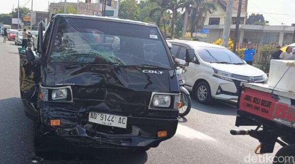 Laka Karambol Di Jalan Jogja Solo Klaten, Motor, Innova, Dan Pikap