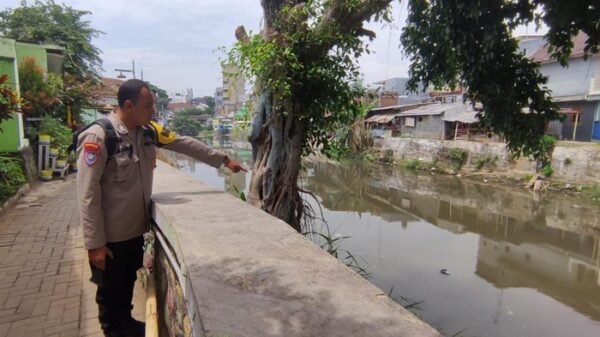 Mandi Di Sungai Brantas, Bocah 9 Tahun Tewas Tenggelam Di