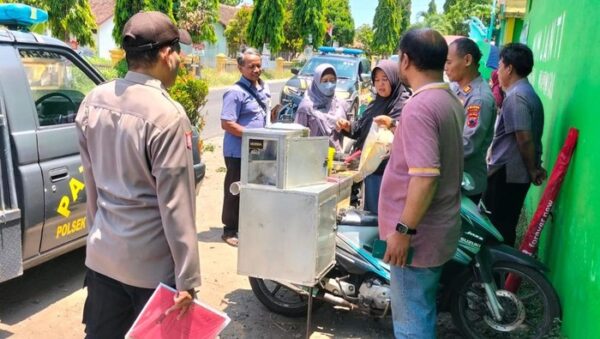 Diduga Keracunan Jajanan, 9 Siswa MI di Klaten Alami Mual dan Muntah