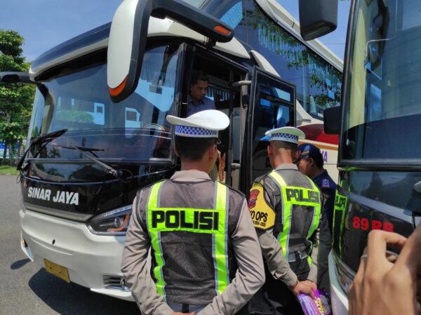 Operasi Zebra Candi 2024, Polres Banjarnegara Lakukan Ramp Check Angkutan