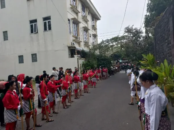 Panglima Tni Dan Kapolri Kawal Ketat Perjalanan Jokowi Hingga Solo