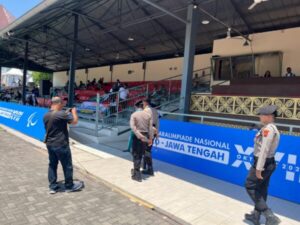 Pastikan Laga Lancar, Kapolresta Surakarta Pantau Pengamanan Cabor Atletik di Stadion Sriwedari