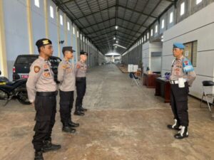 Pengamanan Logistik Pemilu Ditingkatkan oleh Polres Batang dengan Kedatangan Barang