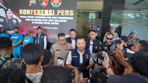 Pengejaran Berlanjut: Lima Debt Collector Buron, Bos Tertangkap!