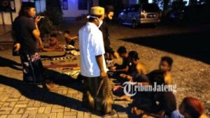 Polisi Gerebek 6 Kreak Mabuk di Salatiga, Temukan 8 Senjata Tajam!