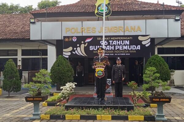 Polres Jembrana Gelar Upacara untuk Kenang Hari Sumpah Pemuda ke-96 dan Nilai-nilai Kebangsaan