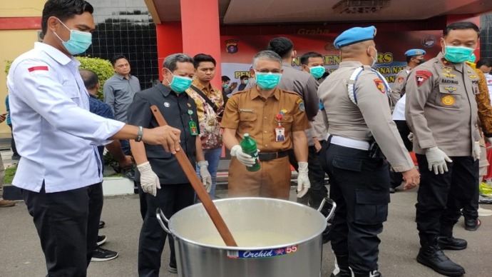 Polres Lamandau Sukses Amankan 50,6 Kg Sabu, Sekda Sampaikan Terima