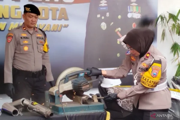 Polresta Malang Kota Gencar Razia, Ratusan Knalpot Brong Disita