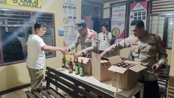 Operasi Miras Polsek Ajibarang: 48 Botol Berhasil Diamankan