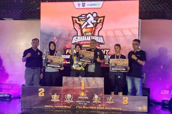 Prestasi Polwan Polres Tegal: Juara 2 Fun Run Night Kejuaraan Tarkam Kemenpora