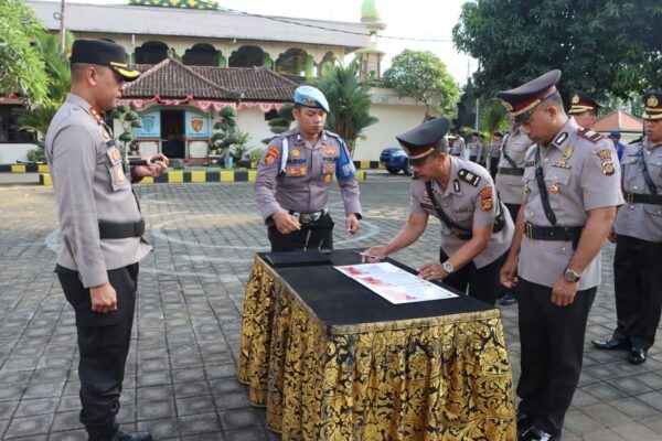 Polres Jembrana Gelar Sertijab Wakapolres, Kapolsek Negara, dan Kasat Binmas