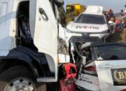 Sopir Siram Kaca, Mobil Tv One Alami Tragedi Di Tol