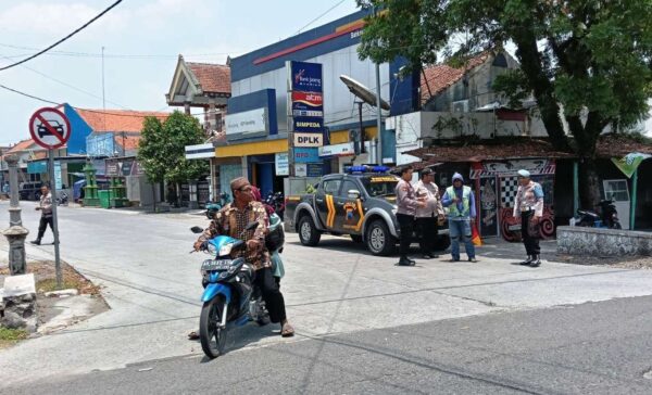 Terlibat Pungli, Pak Ogah Di Sragen Ditindak Polisi