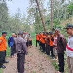 Tim Sar Gabungan Evakuasi 3 Orang Yang Tersesat Di Hutan