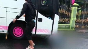 Tragis, Siswa SMA di Banyuwangi Jatuh dari Motor dan Kaki Terlindas Bus