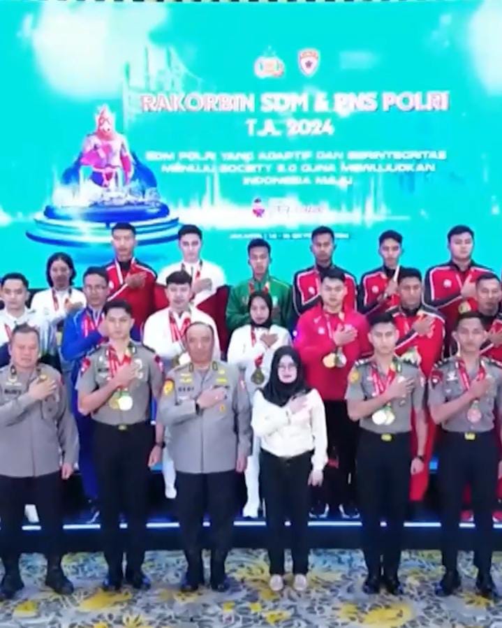 Video: Penghargaan Untuk Atlet Polri Di Pon Xxi: Pin Emas