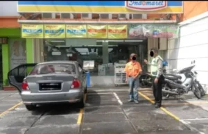 Minimarket Wonosobo Jadi Saksi Pengeroyokan Remaja yang Mencuri Perhatian Media Sosial