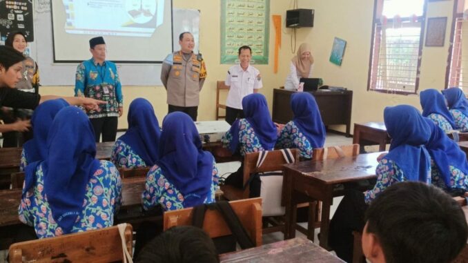 Cegah Penyalahgunaan, Polresta Malang Kota Sosialisasi Bahaya Narkoba Dan Judi