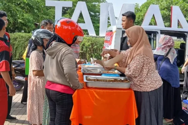 Antusiasme Tinggi: 450 Porsi Makanan Gratis Polres Boyolali Habis Dalam Dua Jam