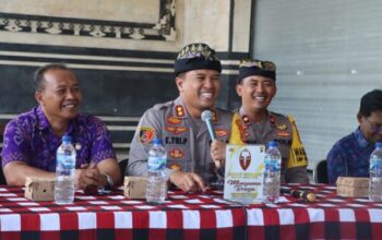 Dekatkan Polisi Dan Warga, Polres Jembrana Gelar Jumat Curhat Di