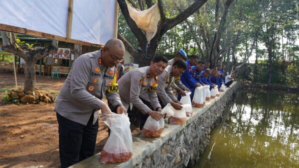 Dukung Ketahanan Pangan Polres Batang Olah Lahan Kosong Di Tiap