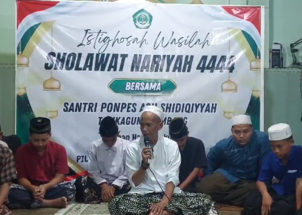 Dukung Pilkada Damai, Ponpes An Nawawiyyah Gelar Istighosah Bersama Santri