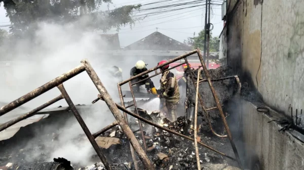 Gudang Listrik Di Sukoharjo Dilalap Api, Kerugian Ditaksir Puluhan Juta