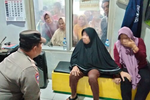 Hendak Mencuri Tas Pedagang, Nenek Dari Cikampek Diringkus Di Pasar