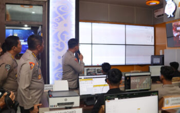 Kapolda Kalteng Dan Pangdam Xii/tpr Tinjau Command Center Untuk Pilkada