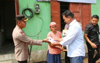 Kapolresta Magelang Sumbang Tenaga Untuk Renovasi Rtlh Di Desa Pakunden,