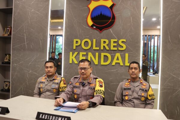 Kebakaran Hebat Di Pabrik Mainan Kendal, Polisi Telusuri Kesaksian