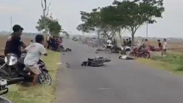 Kejadian Viral Di Rembang: Remaja Adu Balap Motor Picu Kekhawatiran