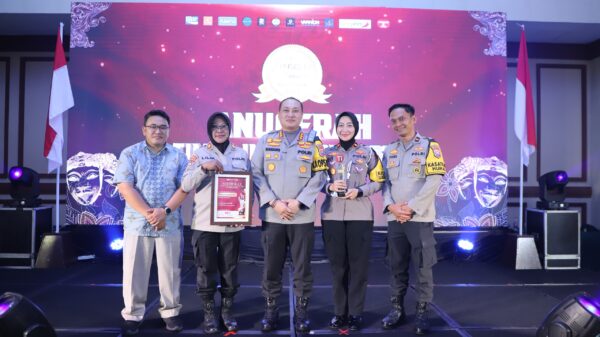 Kombes Pol Nanang Haryono Raih Penghargaan “man Of The Year