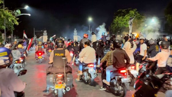 Konvoi Suporter Persis Solo Dibubarkan Tim Sparta, Belasan Motor Disita