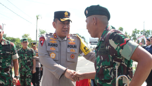 Kunjungi Yonif Raider 631/antang, Kapolda Kalteng Tegaskan Sinergi Tni Polri Untuk